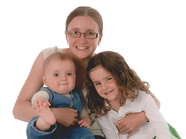 Carli Lansley with her two young children